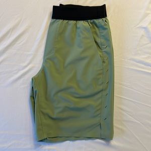 Ten Thousand - 9” Interval Short Jungle Green - Size Small - No Liner
